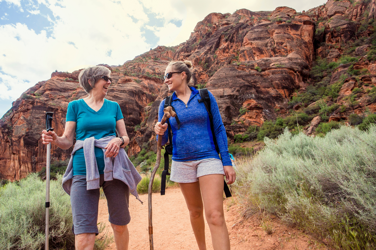 Department Page Graphic: Mom and daughter hiking